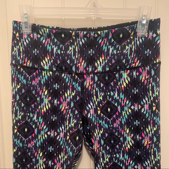 VS Sport Leggings - Picture 2 of 7